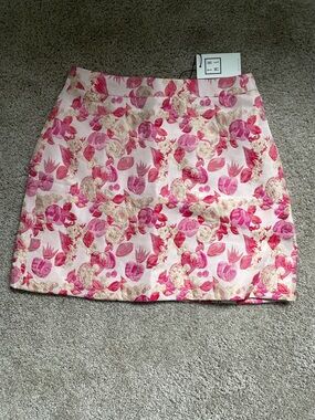 Floral Pink/Cream THML Mini Skirt size Medium